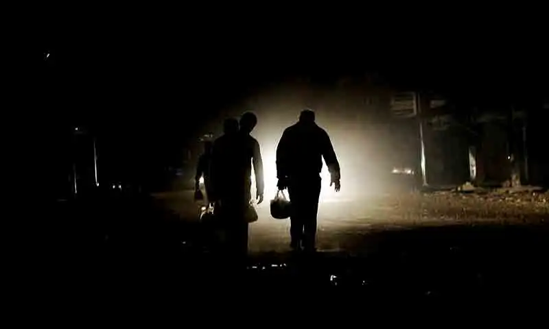 بعد التصريحات الأخيرة حول برنامج التقنين في رمضان.. معنيو الكهرباء في وادٍ وواقع كهرباء حلب في وادٍ آخر