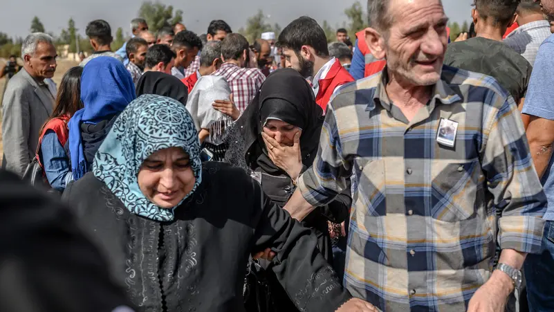 خوفاً من الاعتداء.. لاجئون سوريون في تركيا يتجنبون الحديث باللغة العربية 
