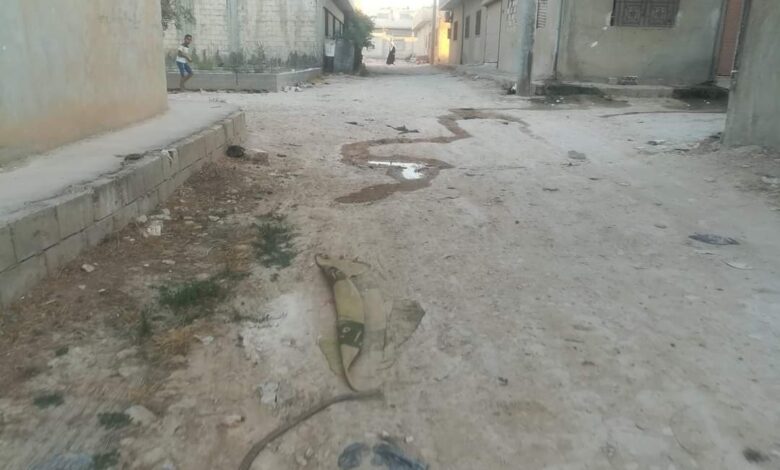 عشرات العائلات في ضاحية الباسل بحمص يناشدون تعبيد شوارعهم قبل هطول الأمطار