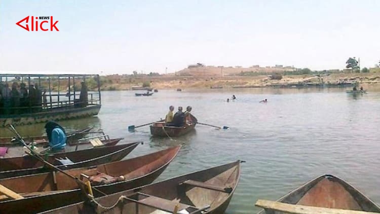 قبيل عيد الأضحى.. "قسد" تغلق معبر نهري بريف دير الزور وسط احتجاج الأهالي